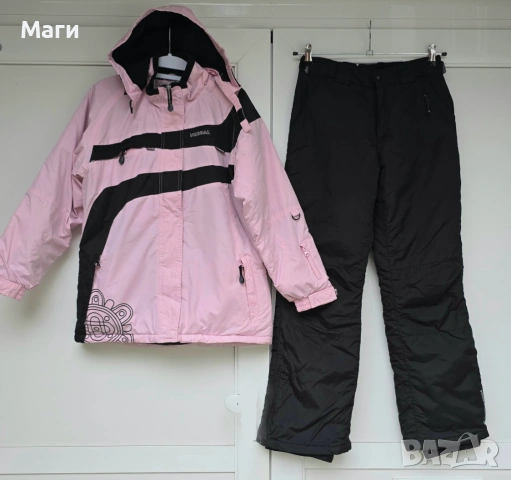 Дамски ски екип размер S-М, снимка 2 - Зимни спортове - 53350207