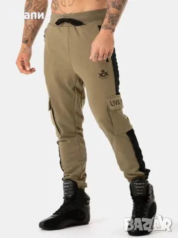 Много ефектен мъжки карго панталон размер М нов, снимка 2 - Панталони - 50305880