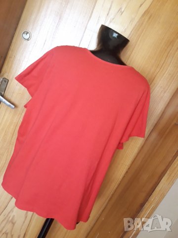 Червена широка тениска с V-образно деколте 3ХЛ, снимка 3 - Тениски - 33382015