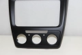 Централна конзола арматурно табло Skoda Yeti facelift (2014-2017г.) 5L0858069K / розетка панел, снимка 3