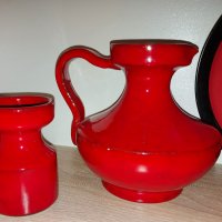 2 броя червени канички и 6 броя червени чинии с черен кант, снимка 2 - Антикварни и старинни предмети - 33110178