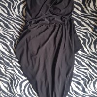 Дамска черна рокля, снимка 2 - Рокли - 33409268