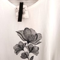 Бяла тениска с цвете, 4ХЛ, снимка 2 - Тениски - 40750792