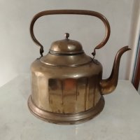 стар месингов чайник, снимка 1 - Други ценни предмети - 42971873