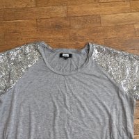 Дамска сива тениска с пайети , снимка 2 - Тениски - 26881062