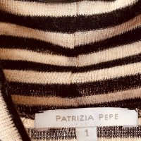 Италия.маркова блуза  с поло яка PATRIZIA PEPE оригинал, снимка 3 - Блузи с дълъг ръкав и пуловери - 39904400