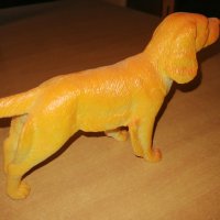 Продавам статуетка пластика на куче, снимка 4 - Статуетки - 43855431