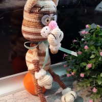 Котенце Мурзилка, Плетена играчка, Ръчно изработена, Перфектен подарък, снимка 11 - Плюшени играчки - 39335358