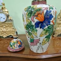 Красива антикварна белгийска порцеланова урна купа ваза H.BEQUET , снимка 8 - Вази - 43762674