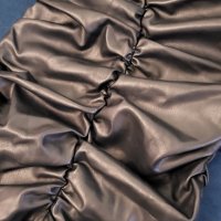 Нова кожена пола Zara размер S, снимка 1 - Поли - 43018617