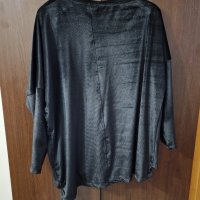 Дамска черна плюшена блуза, снимка 2 - Блузи с дълъг ръкав и пуловери - 38182949