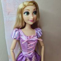 Оригинална кукла Рапунцел (Рапунцел и разбойникът) - Дисни Стор Disney store , снимка 12 - Кукли - 39131178