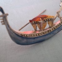 Сребърна  брошка гондола    емаил и маркизети, снимка 11 - Антикварни и старинни предмети - 36875156