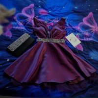 Продавам Официална коктейлна рокля от луксозна тафта в цвят ултравайлет+ПОДАРЪК Чантичка , снимка 3 - Рокли - 43701538