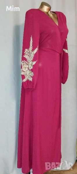 S/M Дълъг халат бордо с  златиста бродерия , снимка 1