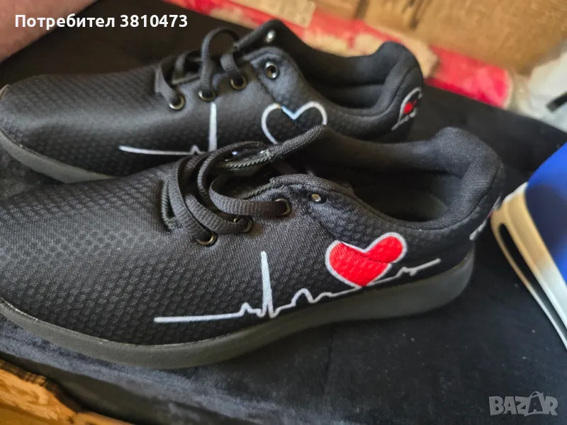 продавам чисто нови маратонки , снимка 1