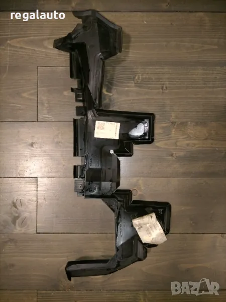 8R0121284J,дифузьор десен радиатори AUDI Q5-6 cyl.diesel 2009-2012, снимка 1