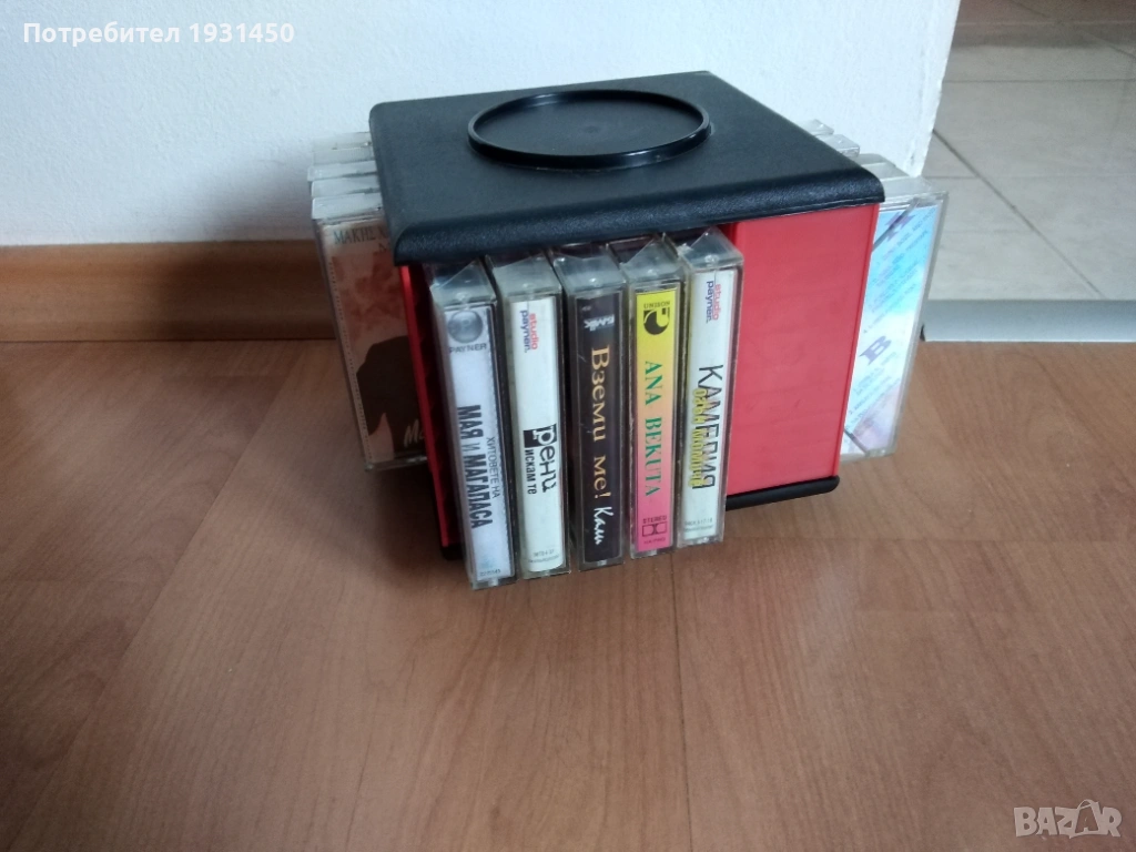 стойка за касети с 20 аудио касети, снимка 1