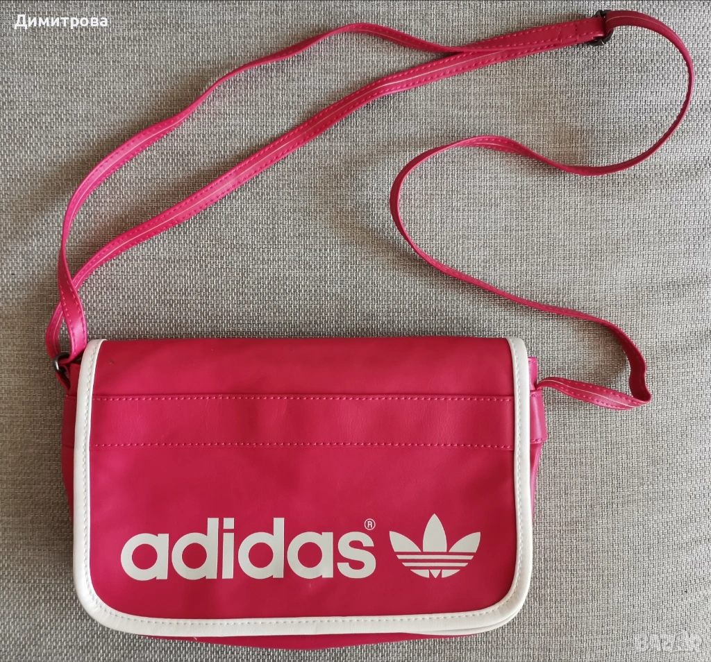 Оригинална Adidas, малка спортна чанта , снимка 1