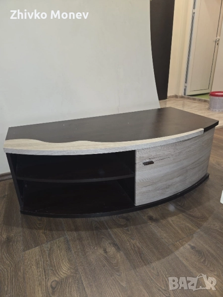 Нисък шкаф за телевизор, снимка 1