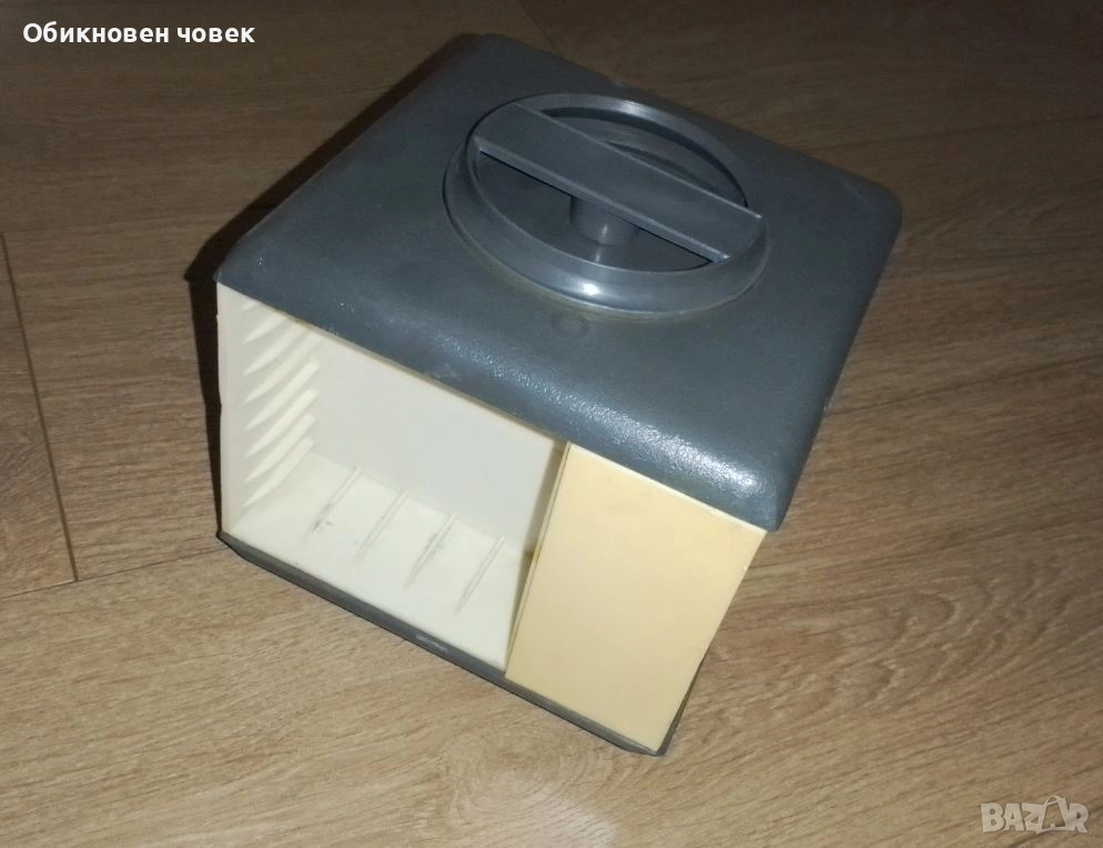 Поставка за аудиокасети, снимка 1