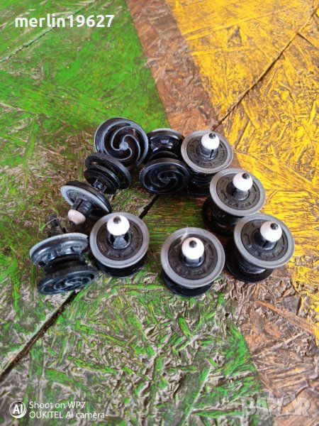 Оригинални щипки за кори Ауди А4, снимка 1