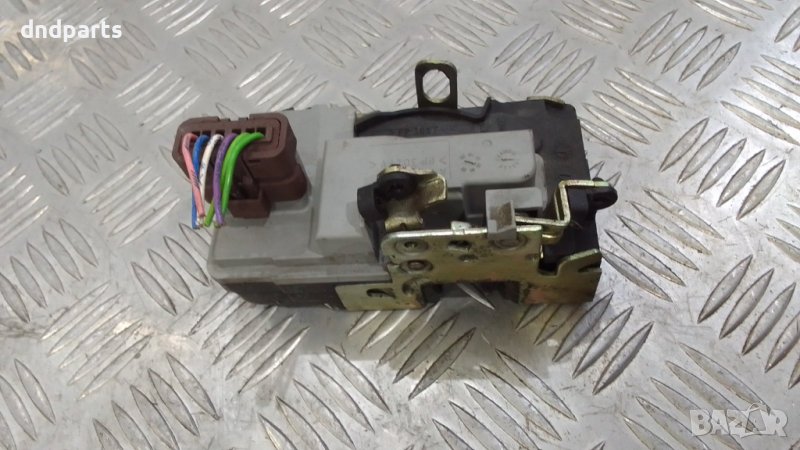 Брава врата Peugeot 206 2002г.(2вр.лява), снимка 1