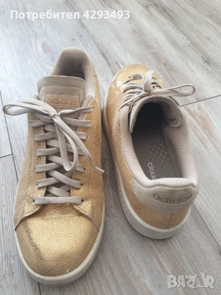 Дамски маратонки Adidas, снимка 1