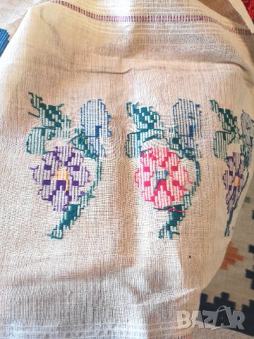 Автентична 100 годишна Кенарена Кърпа от Стар Аристократичен Русенски Род(2), снимка 4 - Антикварни и старинни предмети - 29075798