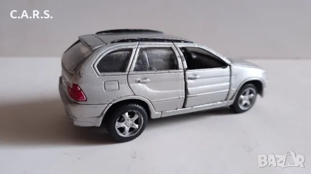 Метална количка BMW X5 - Maisto - Мащаб 1:42, снимка 4 - Колекции - 49526519