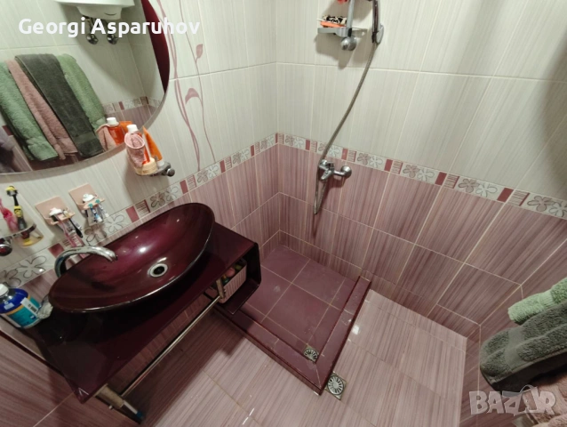 Продавам Двустаен в Чародейка Север