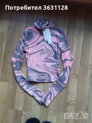 Дамски пуловер , снимка 2 - Блузи с дълъг ръкав и пуловери - 52443067