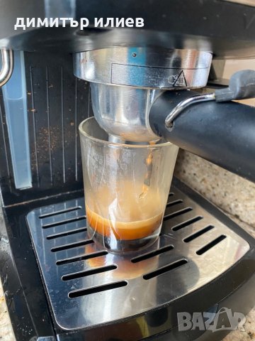 Кафемашина Delonghi ec157, снимка 3 - Кафемашини - 38309779
