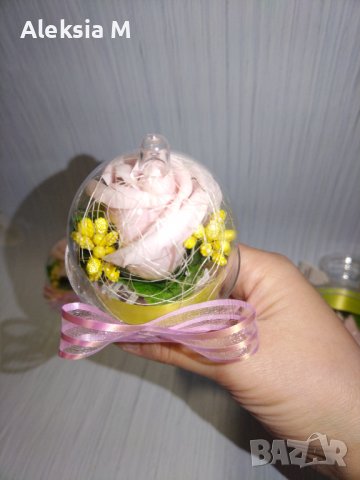 Ръчна изработка купул с вечна сапунена ароматна роза и украса купули рози сапун, снимка 4 - Декорация - 38505628