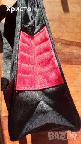 раница от плътен промазан плат, чисто нова внос от Холандия, червено/черна, снимка 2 - Раници - 38277330