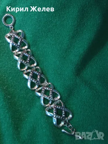 СТИЛНА ПОЗЛАТЕНА АЖУРНА ВИНТИДЖ ГРИВНА с ПОСРЕБРЕНА ОРНАМЕНТИКА 47402, снимка 12 - Гривни - 47297711