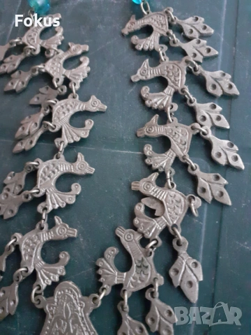 Възрожденски накит с пиленца за носия трепка кучка, снимка 4 - Антикварни и старинни предмети - 53280402