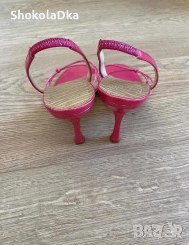 Сандали Jimmy Choo 37, снимка 4 - Сандали - 50687171