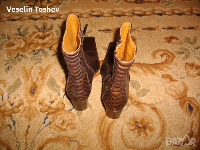 Дамски боти полуботушки  италиански, снимка 2 - Дамски боти - 49880506