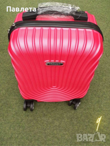 Стилен куфар с колелца за ръчен багаж с твърдо покритие 40/30/20см, снимка 2 - Куфари - 44927621