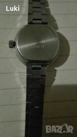 Дамски часовник Чайка, снимка 3 - Дамски - 27559895