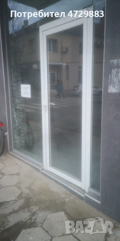 Магазин под наем в центъра Казанлък, снимка 4 - Магазини - 53380581