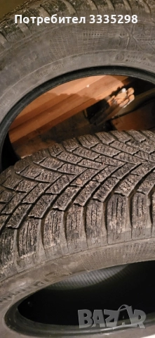 Зимни гуми размер 205/55 R16, снимка 2 - Гуми и джанти - 52528287