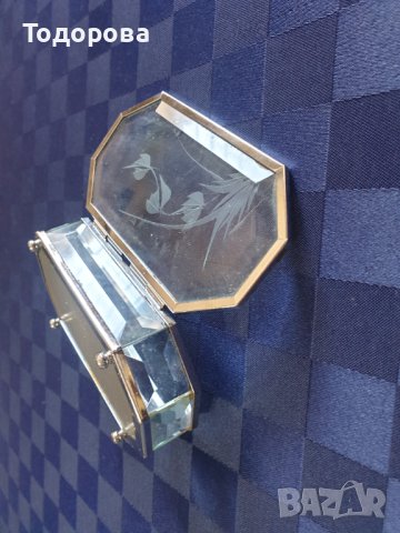 Кутия за бижута от кристално фасетно стъкло, снимка 4 - Антикварни и старинни предмети - 43593862