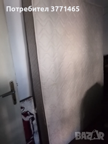 Еднолицев матрак 140/190/20 см., снимка 2 - Матраци - 52574875