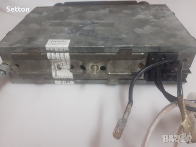 Grundig FTZ 21 / 501S ретро автомобилно радио, снимка 5 - Радиокасетофони, транзистори - 38839790