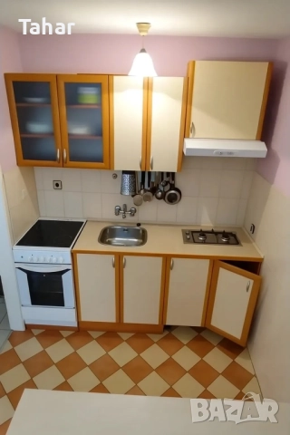 Продавам масивна четири етажна къща, Ралица, Перник , снимка 5 - Къщи - 52417044