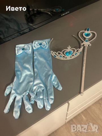 Рокля на Елза с корона, жезъл и ръкавици, снимка 4 - Детски рокли и поли - 43515075