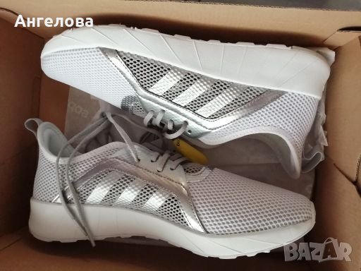 Нови дамски маратонки Adidas , снимка 1 - Маратонки - 28446305