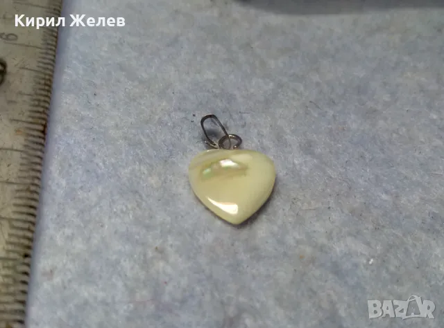 РОМАНТИЧЕН СЪРЦЕВИДЕН СЕДЕФЕН МЕДАЛЬОН БЕЛ ЕПОК СТИЛ с ХАЛКИЧКА от БЛАГОРОДНА СТОМАНА 5554, снимка 2 - Колиета, медальони, синджири - 49682632